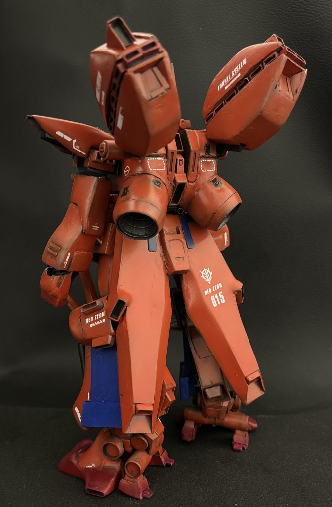 後ろです。バックパックはパテとマザーファンネル重さが厳しい。hguc化の際はバンダイさんが何とかしてくれるでしょう!