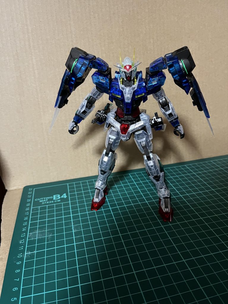 ダブルオーガンダム粒子貯蔵タンククリアパーツ–2枚目/制作者：アッキー