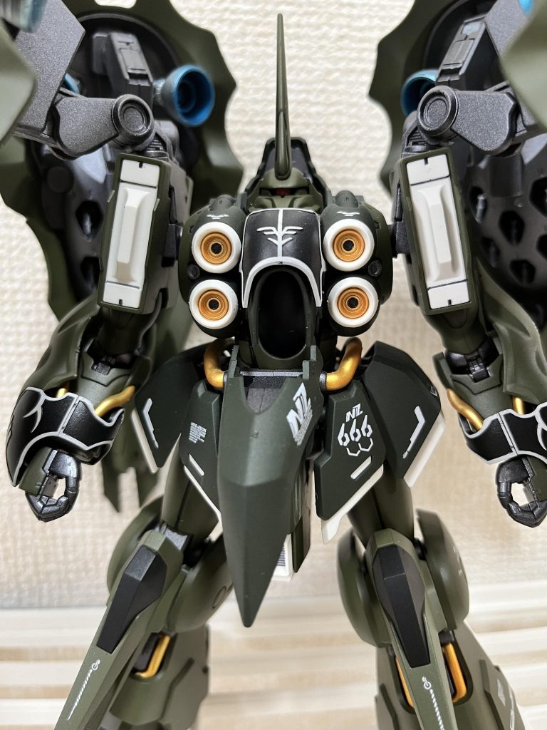 バーニャの塗り分けはガンマカエアブラシシステムを使いました！使用感はまー手頃なエアブラシだけど。。。というような感じ