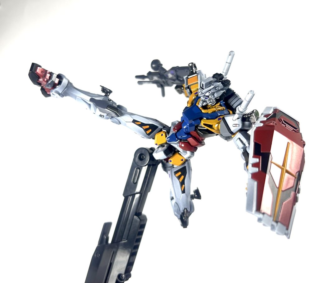 シャアキック、最高です。01ガンダム戦が好きすぎて、真っ先にポージングしました。