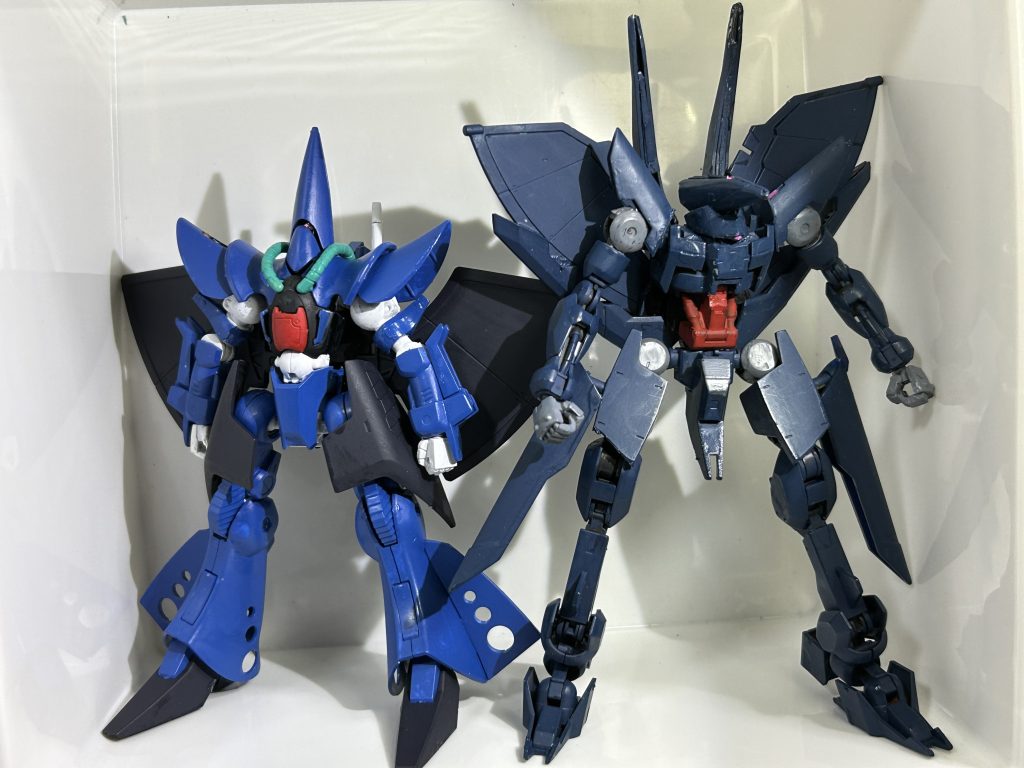 以前作った、ハンブラビ（GQイメージ）と並べてこうしてみると結構小さいですね。