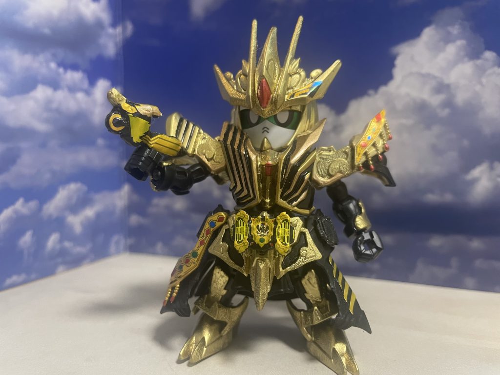 ゴールドつながりでレジェンド。レジェンドって聞くと他のモチーフも出てくるんですが、今回はゴールドガッチャと揃えて〜