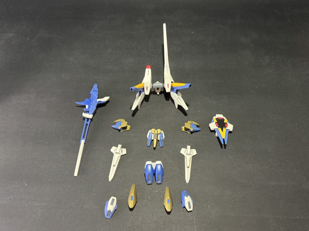 アサルトバスターの追加アーマーとミノフスキードライブ