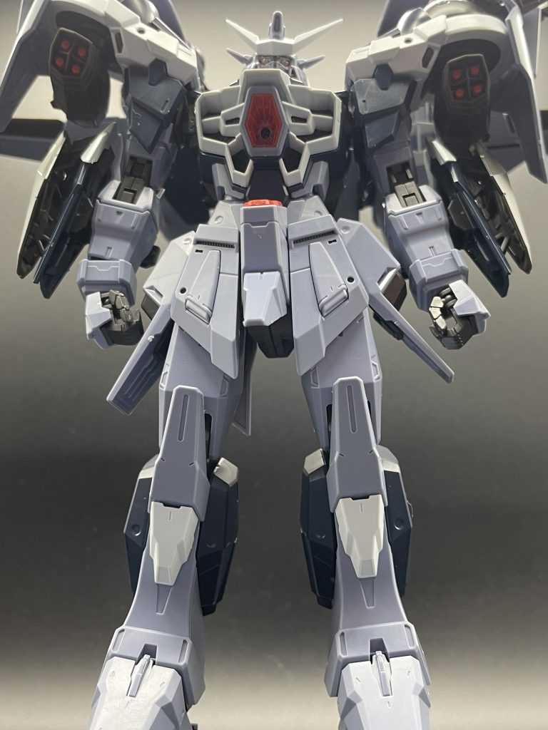 エールカラミティのウィング下で雨宿りするシャアザク–2枚目/制作者：Itsuki-PO