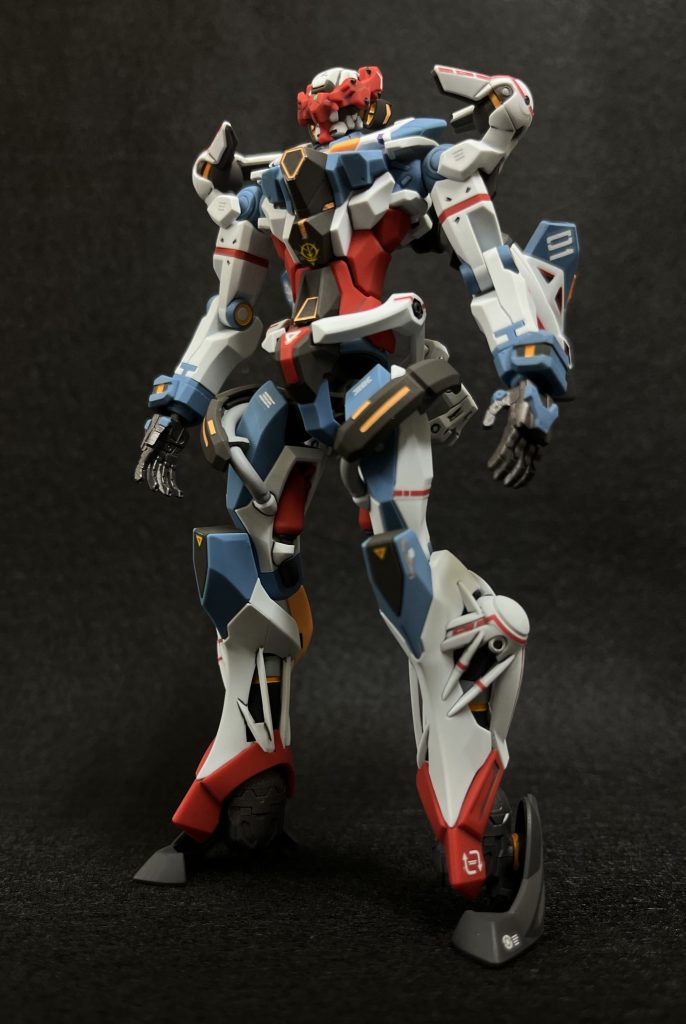 個人的にはΩサイコミュ発動前の頭部が好きですね。