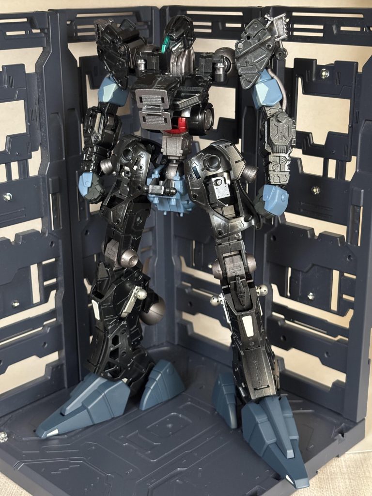 内部フレームフロントメタリック系としてます