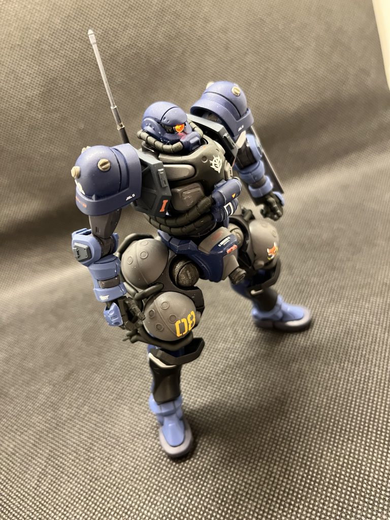 HG 軍警ザク (電飾)