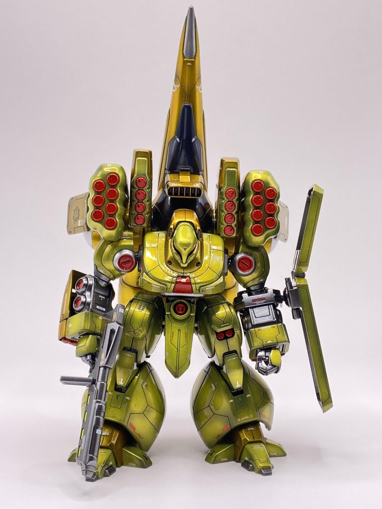 ずんぐりむっくりなMSですが、組んでみたらカッコいい!!ズサの良さを再認識しました。