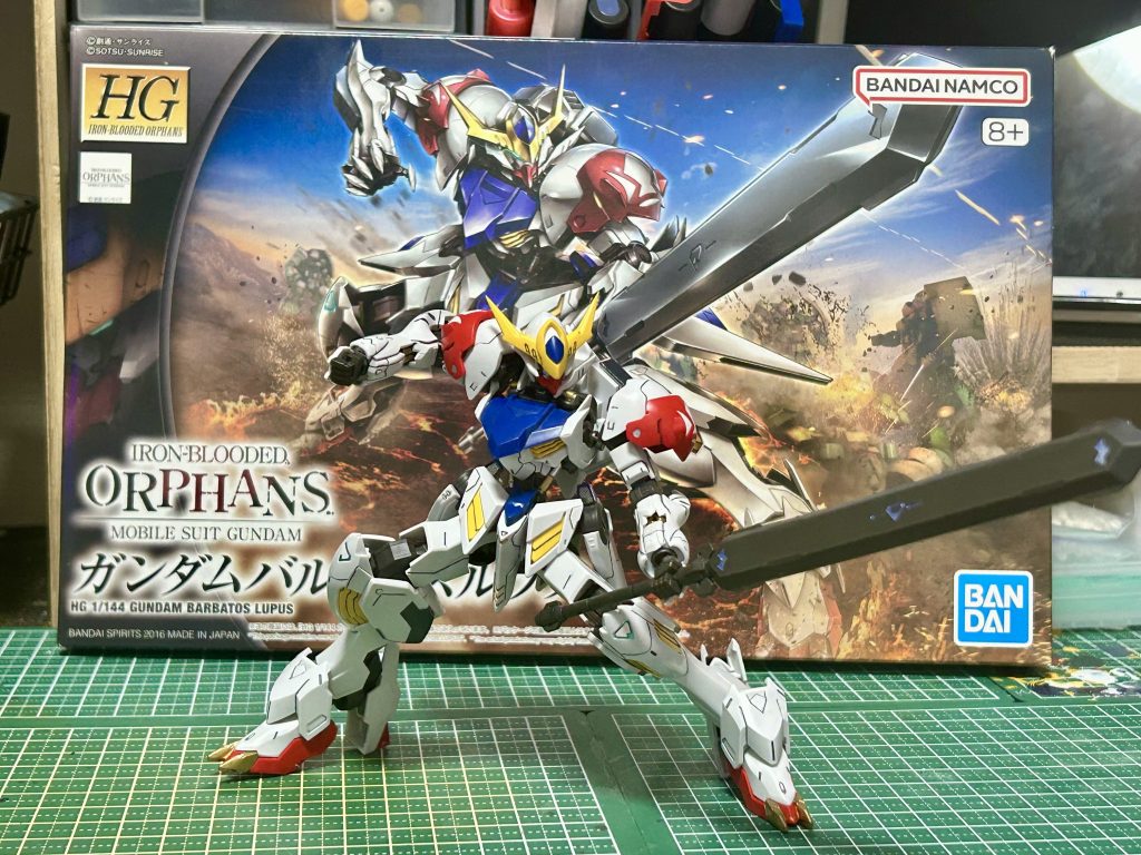 限界社畜は昔から紫が好きで最近作った機体には必ず何処かしらにメタリックパープルで部分塗装するというアレンジを加えて制作してます(๑>◡<๑)もし興味があったら何処にメタリックパープルが入ってるか見つけてみてね(・∀・)