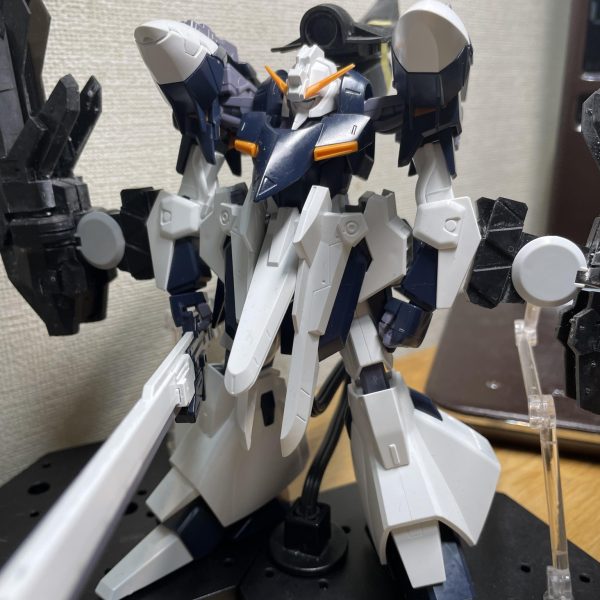 試しに出力してみたハイメガキャノンをつけてみたけど、大きさちょうど良さそうでよかった！この勢いでカーゴユニット完成させます！（2枚目）