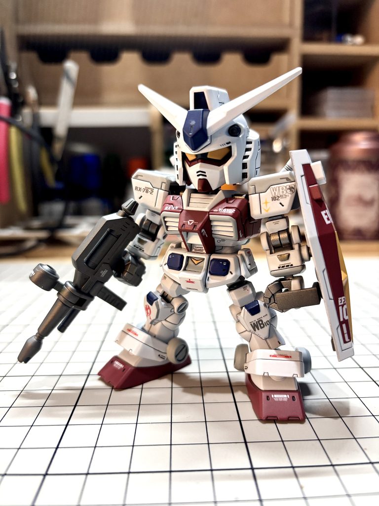 ライフルの持ち手の位置を前方へ移動させる事でタイトな印象になりました。フェイス部も少し小さくして小顔化しました。元が少し長いと思ったので、まとまりが良くなったように思えます。