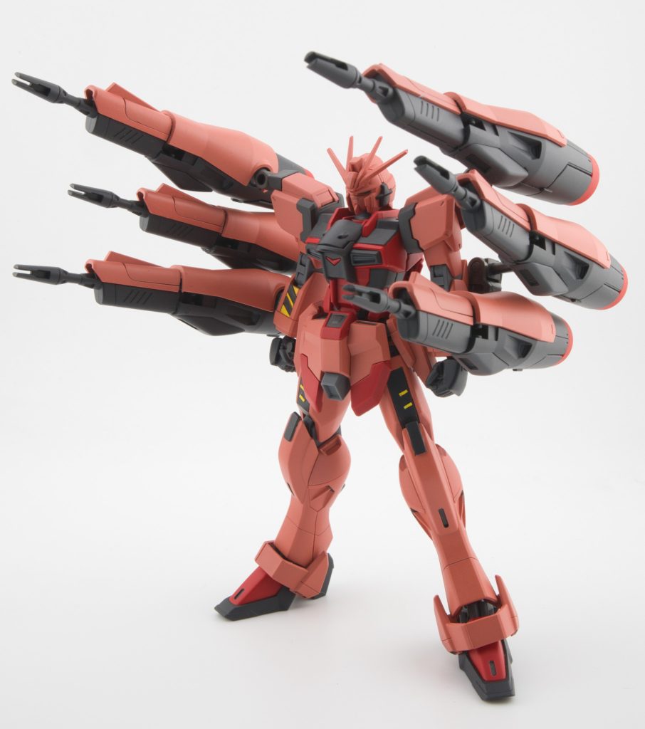 ビット6機装備。シールドを取り付けるアタッチメントを加工してビットをくっつけています。