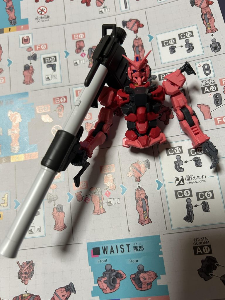 白いガンダム–2枚目/制作者：リディ