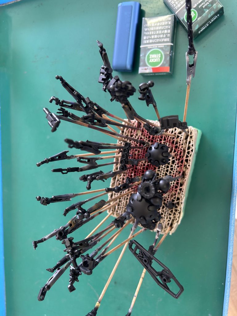 白いガンダム–4枚目/制作者：リディ