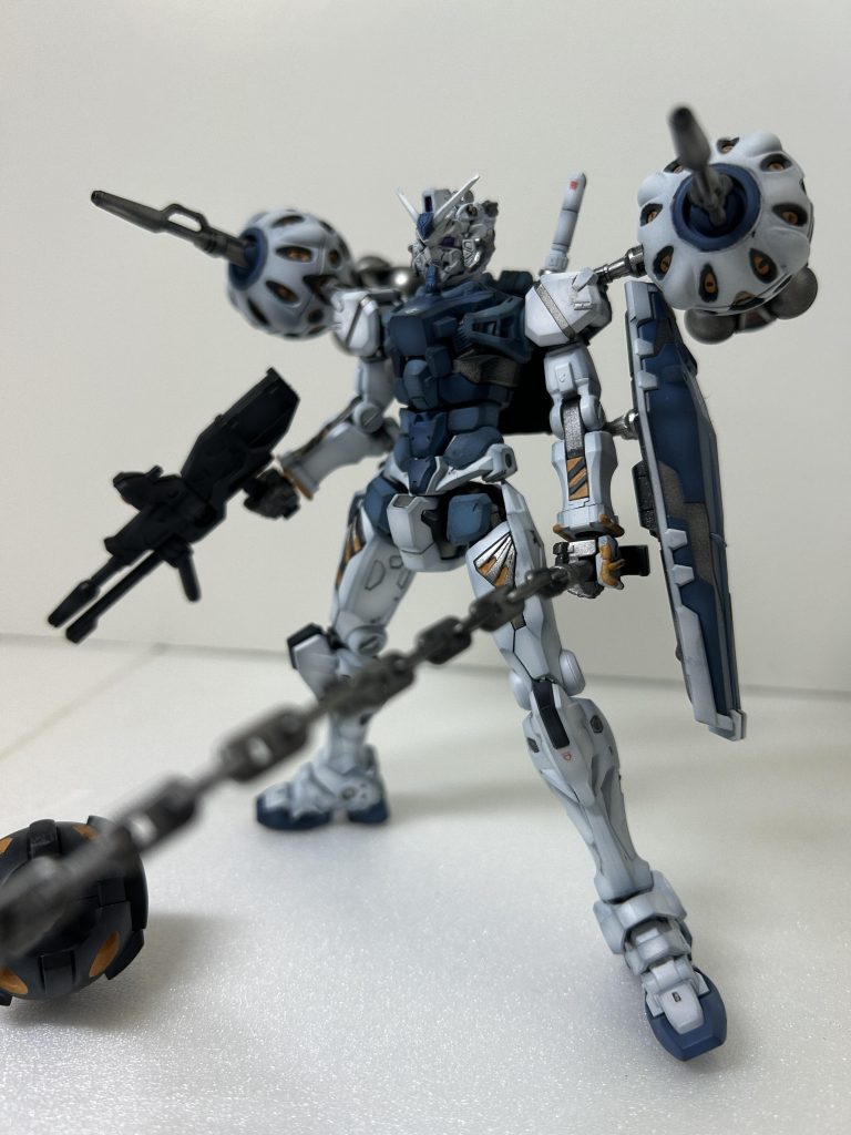 白いガンダム–2枚目/制作者：リディ