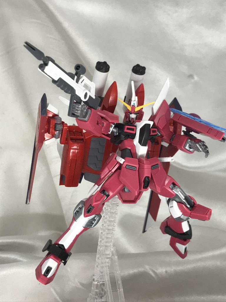 武器は大型レールガンが欲しかったのですが撮影当時手に入っていないのでノーマル装備。