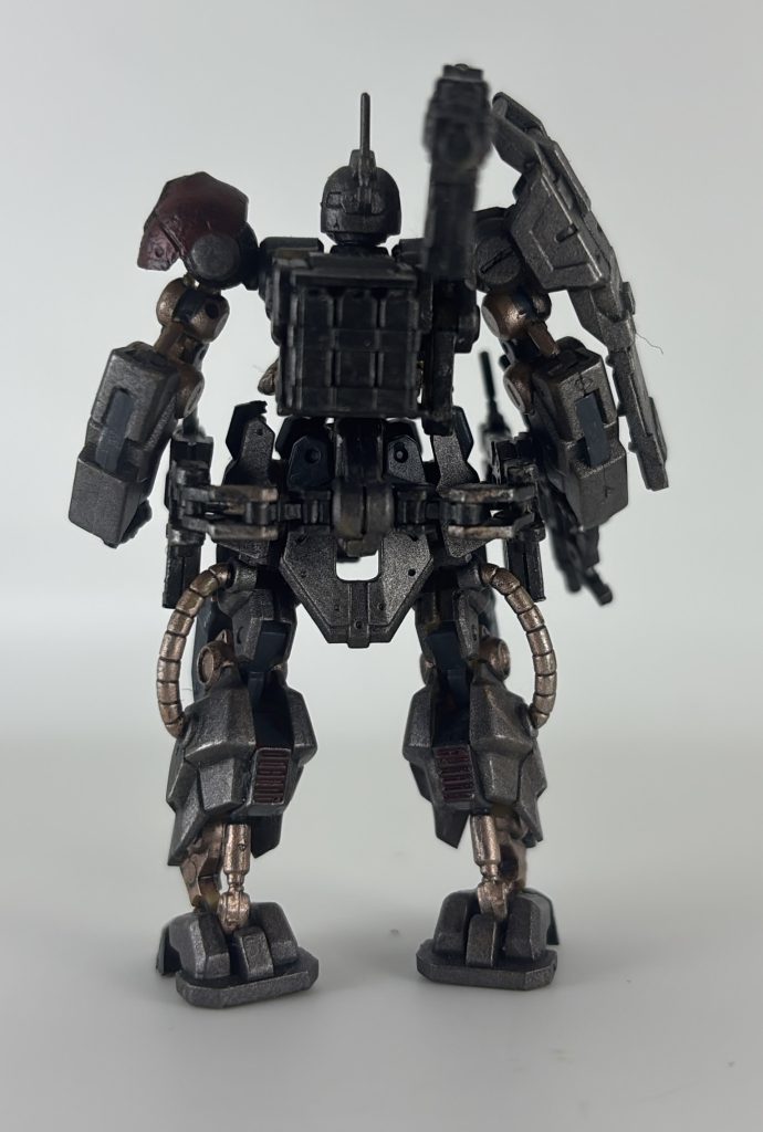 塗り分けは簡単にやってますが、うまい人ならもっと細かくやれそうですね。今の私にはこれが限界でふ😵