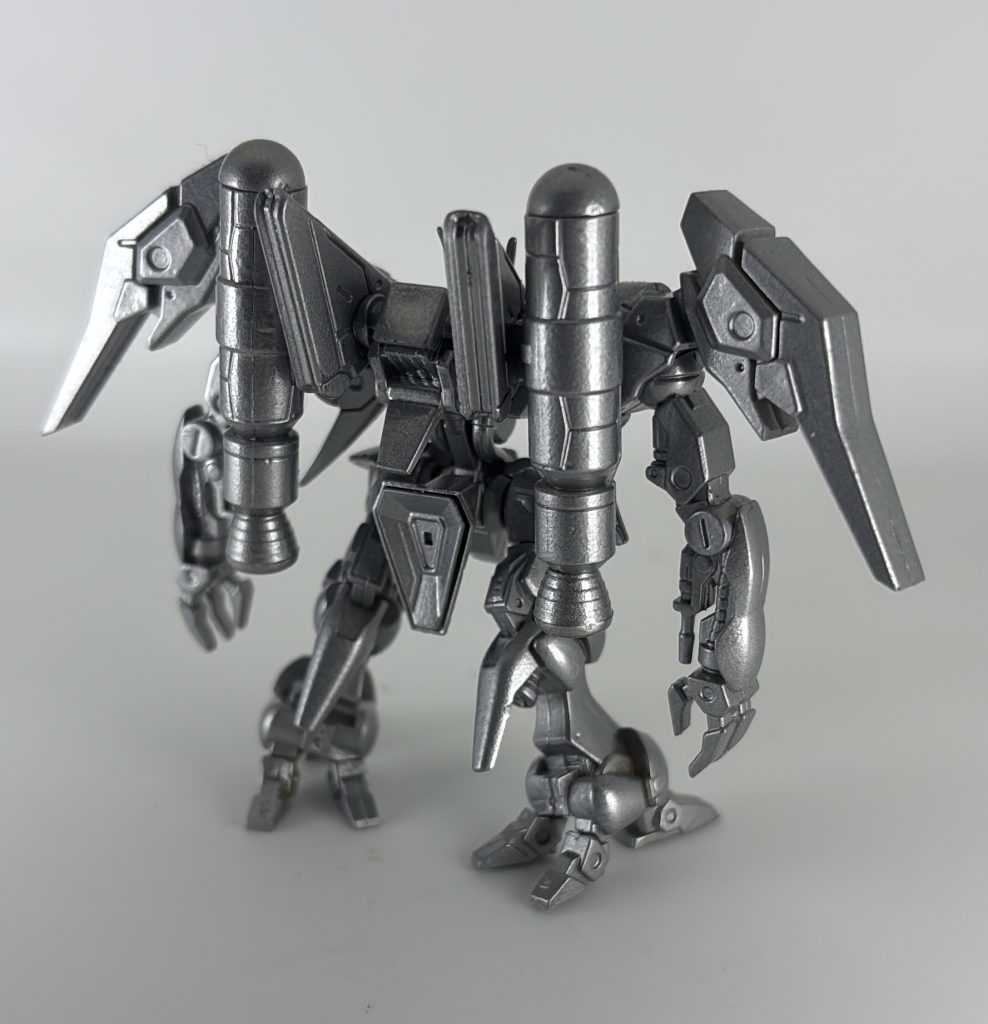 全身同じ色にするのは一回試して見たかったんですが、スタチューみたいで悪くないと思います。