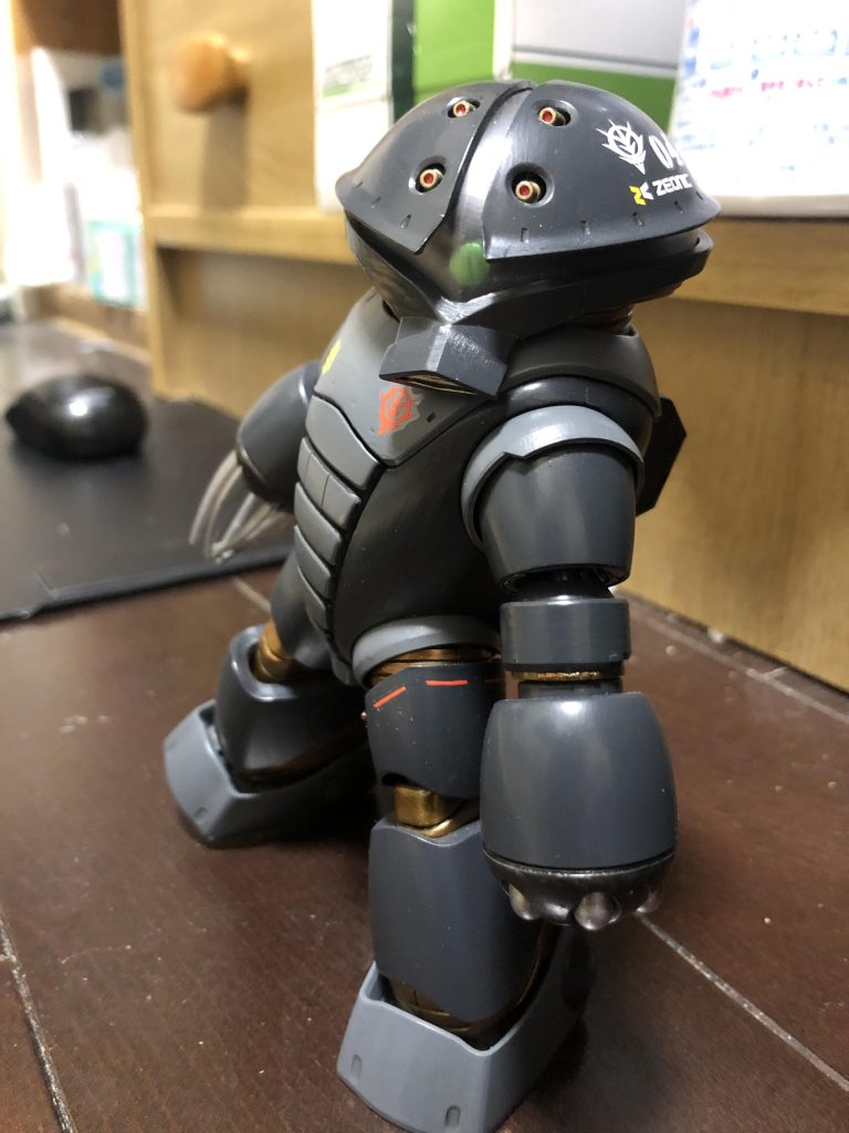 ほな、ジョジョ立ちするわ。