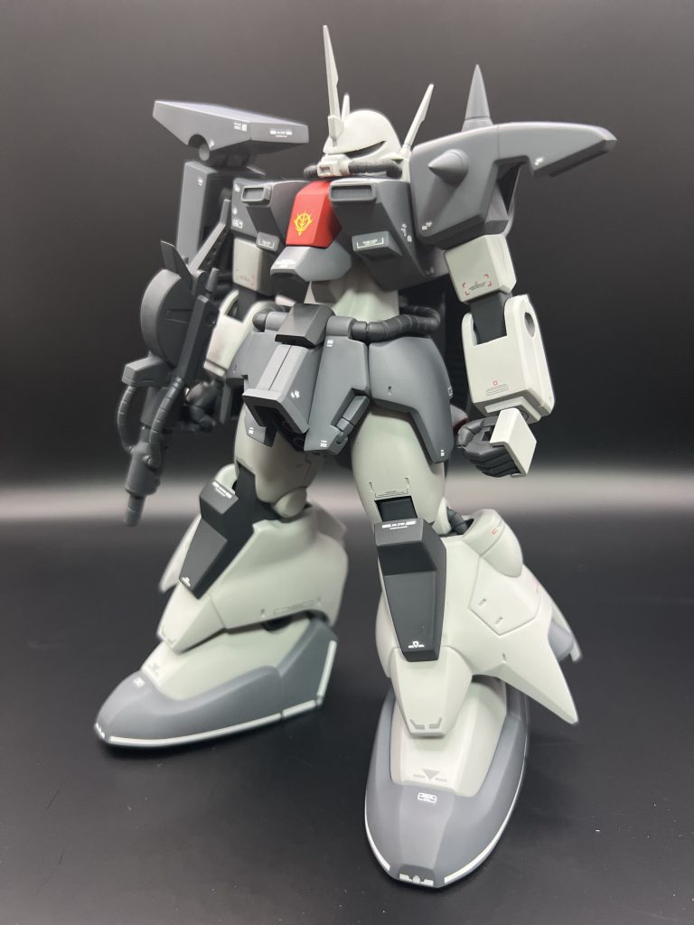 全体的に合わせ目が酷く、最初は整形色で頑張ろうと思いましたが段々と改修欲が出る始末。