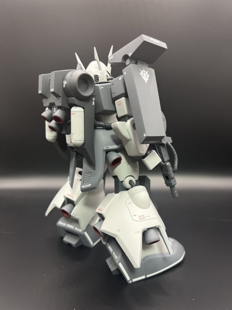 デカールは、ハイキューRBシリーズをメインに、RGシャア専用ザクⅡ、閃光のハサウェイ、ジオン汎用を多用化。