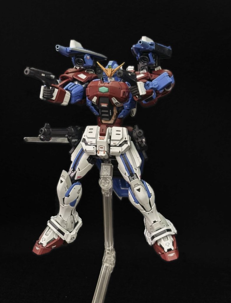 フライヤーシールド装着追加武装のハンドガンはシュヴァルべカスタムのやつです。フルバーストも再現してみました。