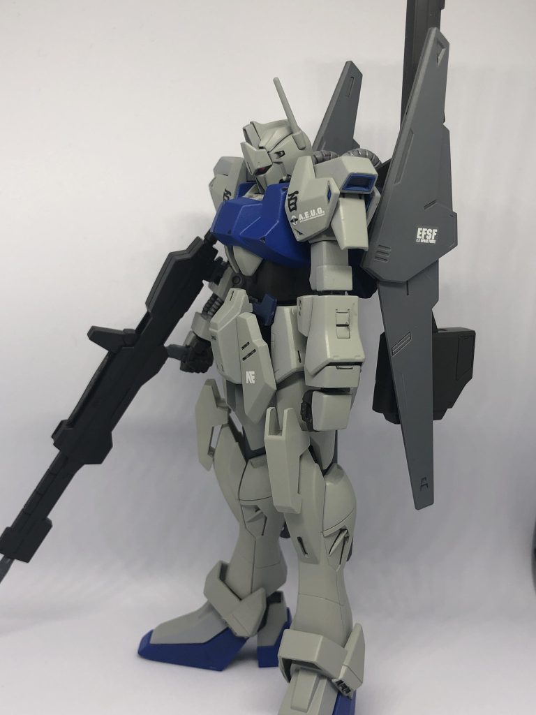 サイドビュー。ビームライフルはrevive Zのを装備。