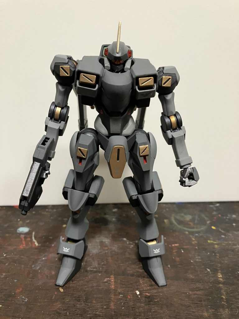 ポーズ出来ないので素立ち