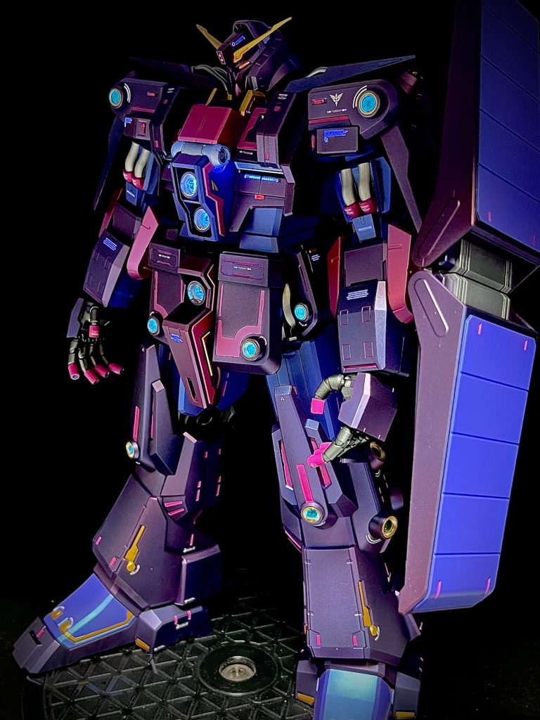 塗りやすい作りやすい🤩フレーム ガイア:スターブライトシルバー紫 ガイア:プリズムブルーブラック→プリズムパステルチェリーピンクブルー→プライマリーメタリックレッド水色 ガイア:ヘビーダークパープル→プリズムパステルチェリーピンクブルー赤 ガイア:プライマリーメタリックレッド→プリズムパステルチェリーピンクブルー金 ガイア:スターブライトゴールドピンク・スミ入れ クレオス:ガンダムルブリスピンク下地 ガイア:黒サフセミグロストップコート