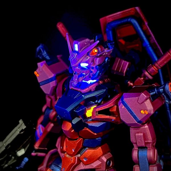 HG赤いガンダム