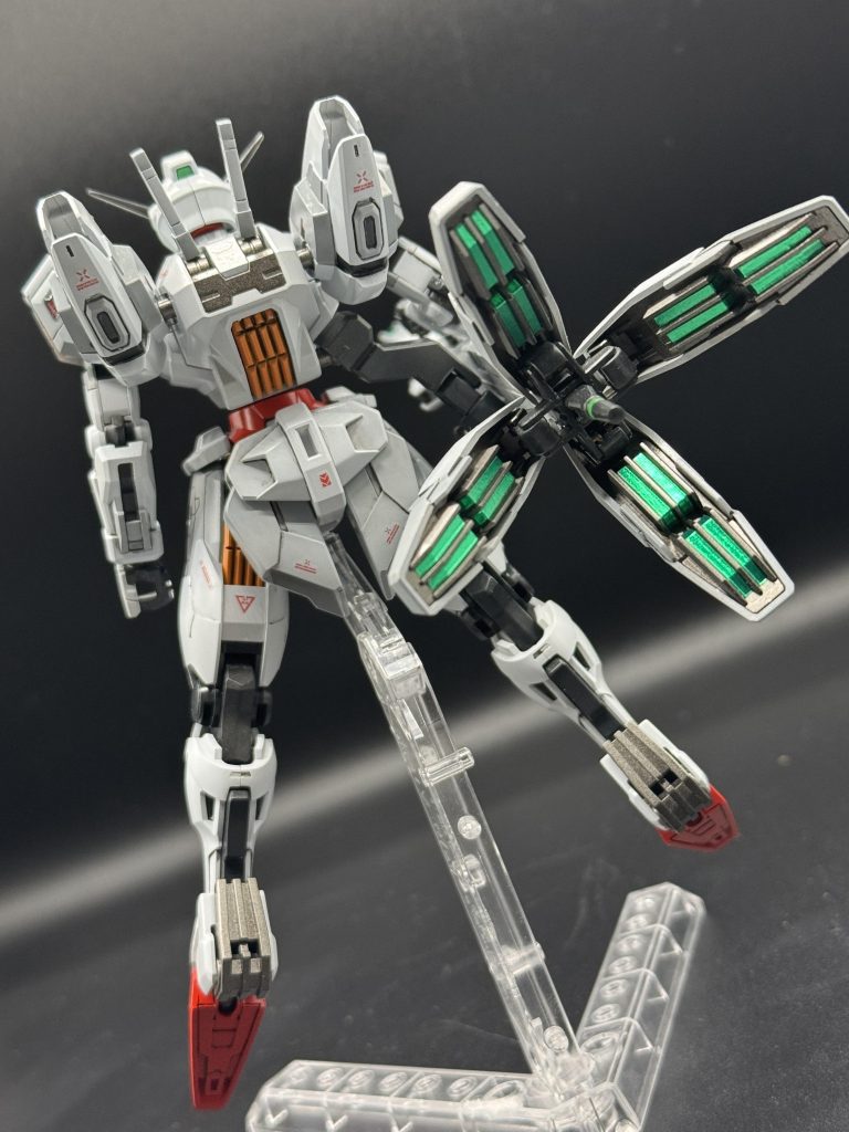 HGだからってものありますが、それでも作りやすくとても満足できるガンプラでした最後まで見ていただいてありがとうございました