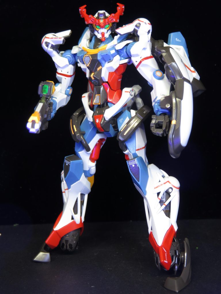 基本キットの素組みです改造は一切していませんただキットのシールは しばらくしたら剥がれてしまいそうなので一切使っていませんオリジナルの 水転写デカールを貼っていますあと 最近買った水性マーカーで塗ってみました