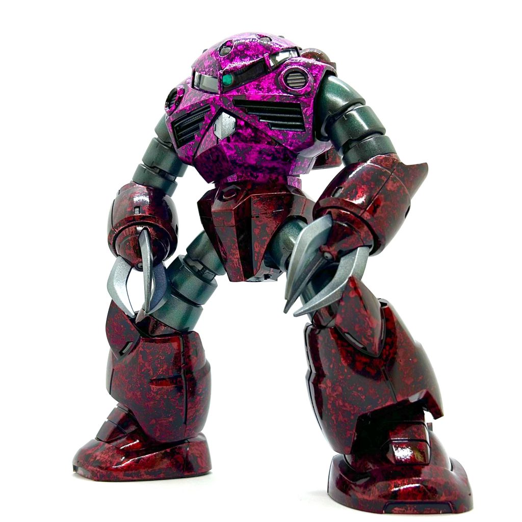 こういった派手な仕上げはどうも苦手なんですよね😔 もっとね ほら  苦労対効果の低い地味なプロポーション改修とか…  思いついても誰も作らないような おバカなネタ作品とか…そういうのが好みでしてσ(^_^;)