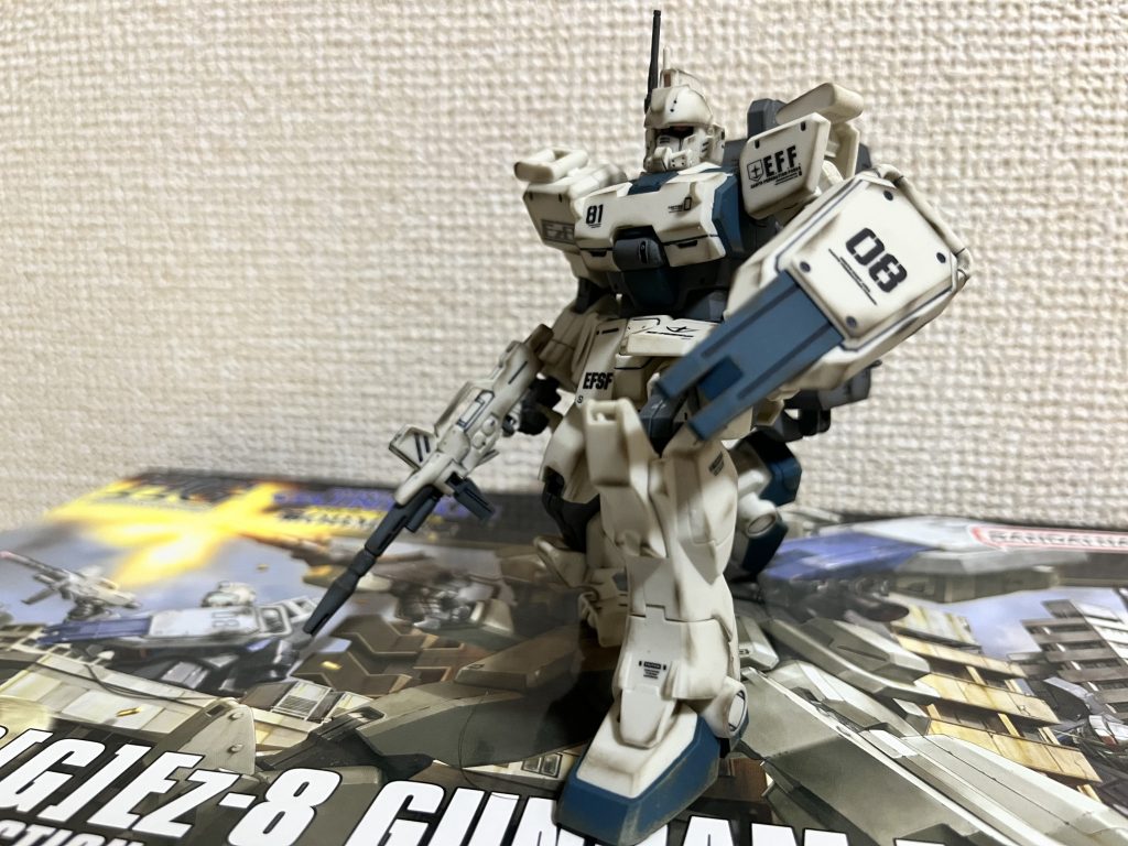 08デカールのシールドがかっこいい