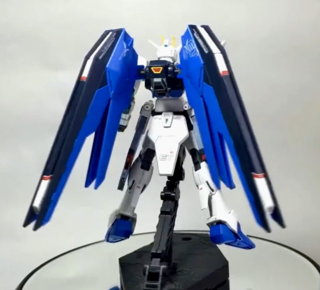 HGCE フリーダムガンダム改造作品–3枚目/制作者:エイジ