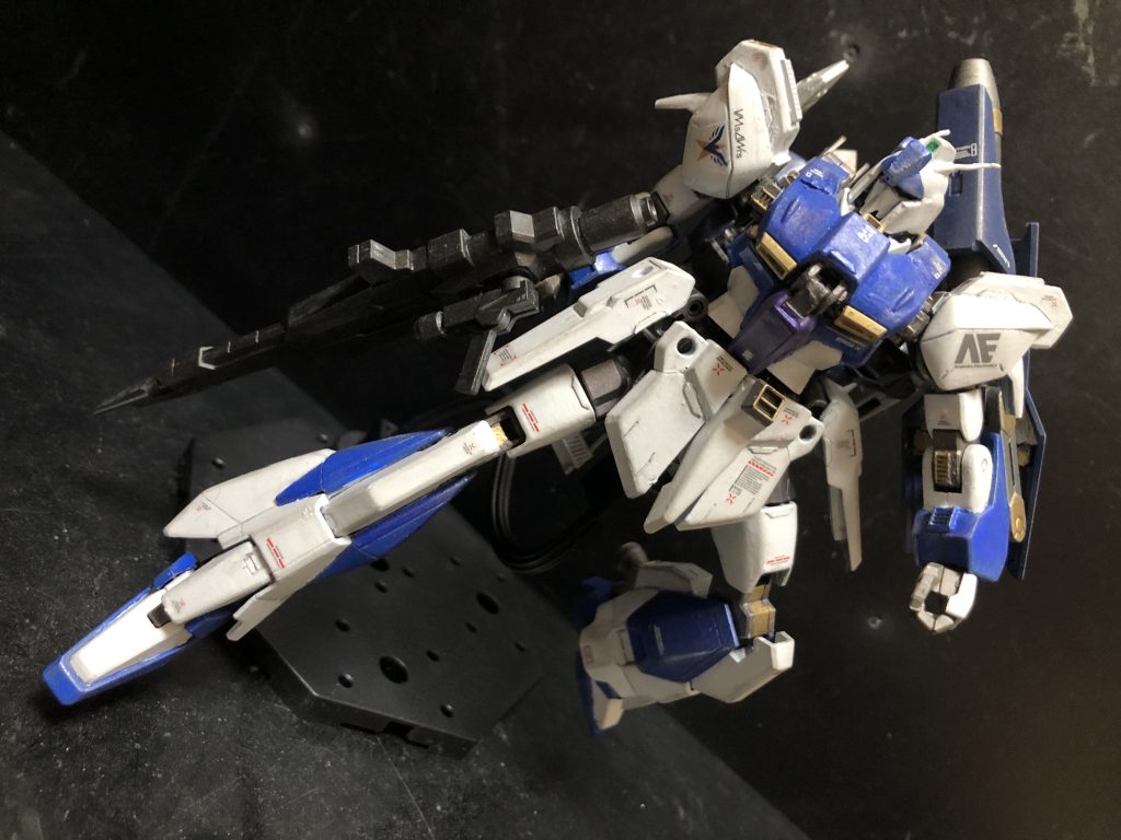 リ•ガズィ ライトニングカスタム A装備でした。A装備という事はB装備もありますので、そちらも後日UPします。宜しくお願いします。