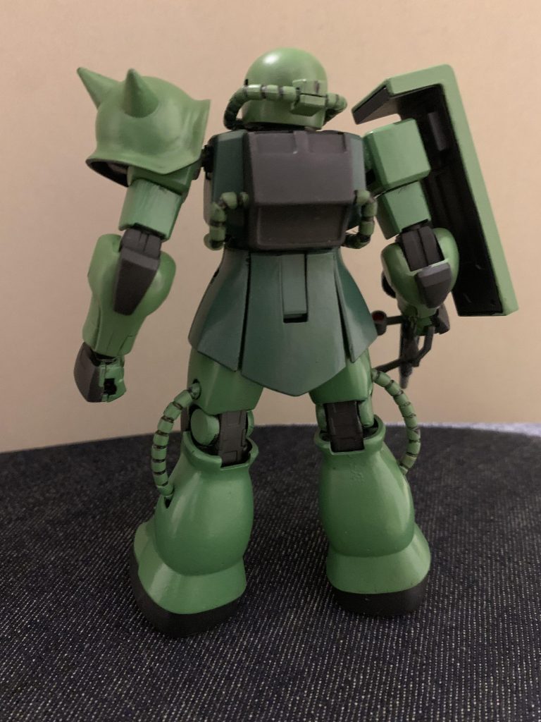 合わせ目は消していますが、腕部は消し忘れました…（笑）