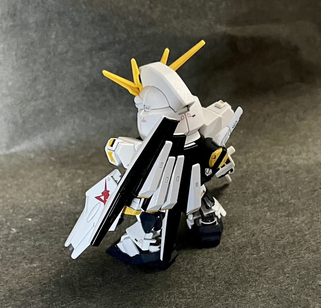 このシリーズは、後ろ側から見ないのがお約束？(笑)