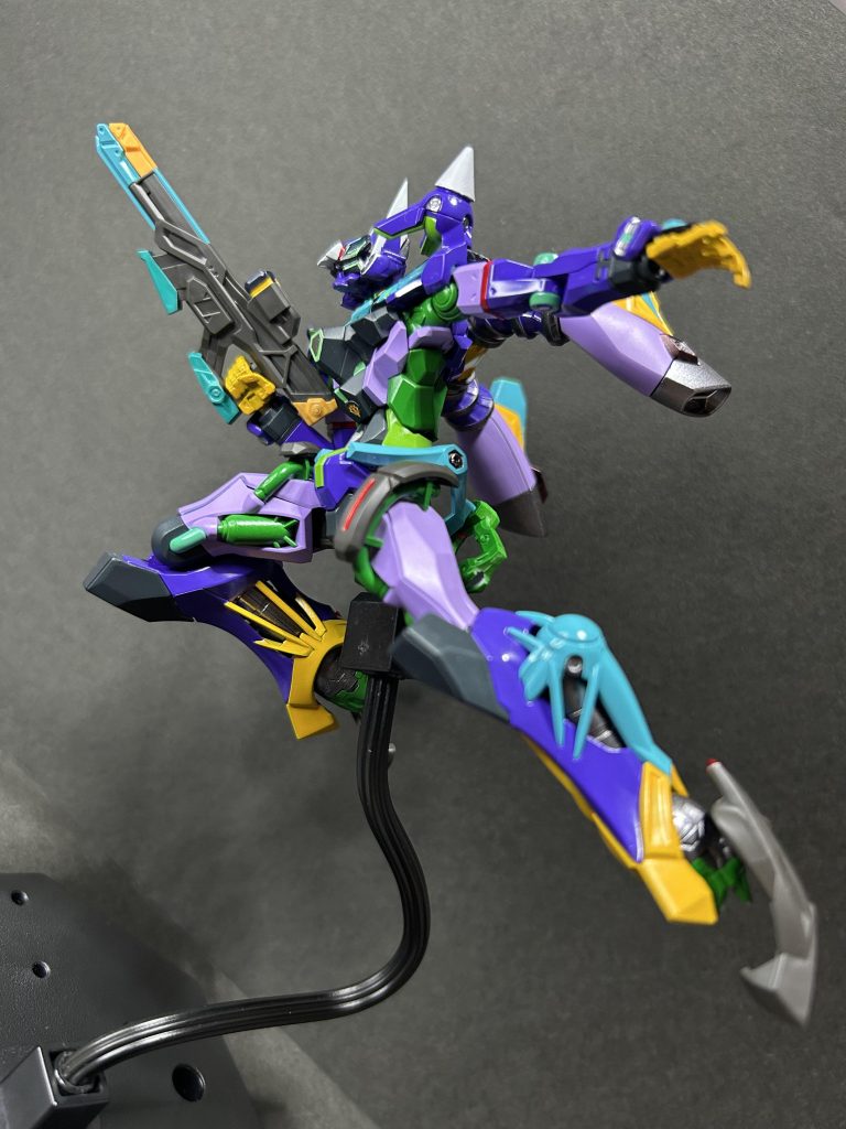 予告でこんな感じのカットがあった気が、、、