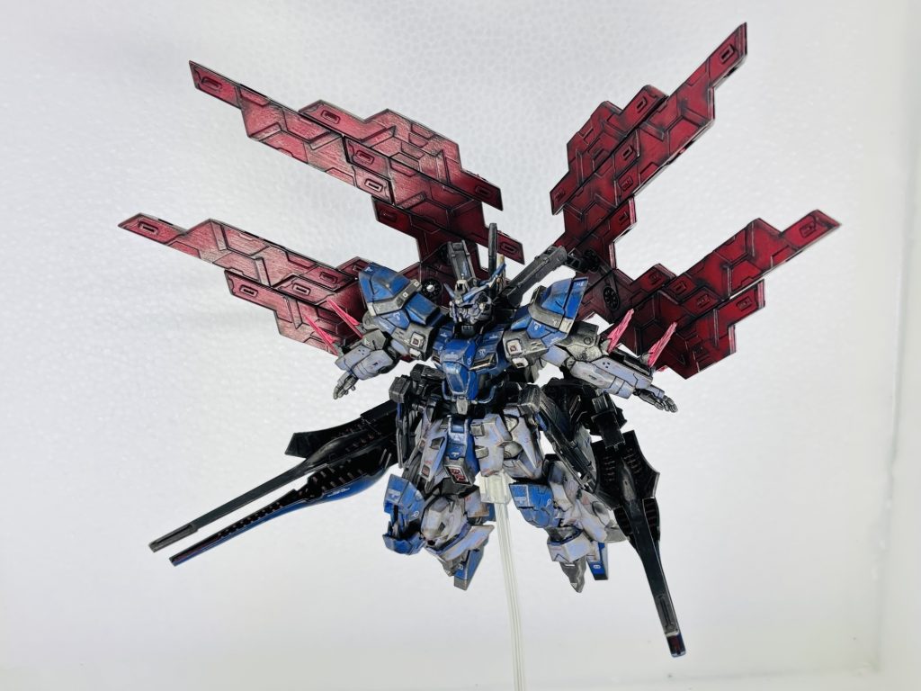 柔軟に可変するサイコプレートとウインチキャノン展開