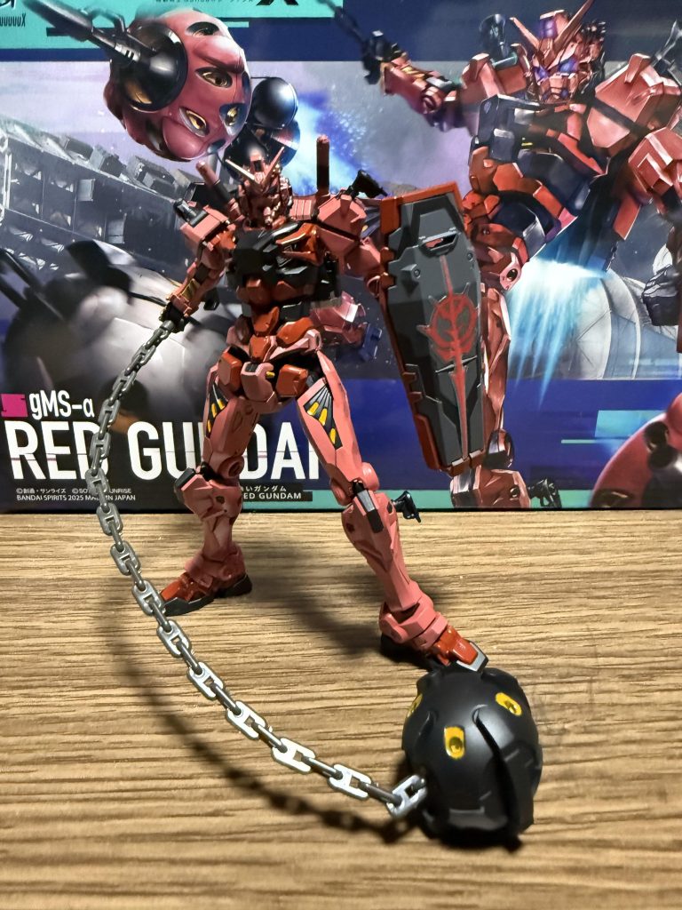 ハンマーはまだ塗装途中です 