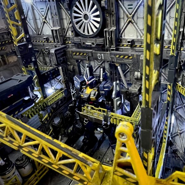 格納庫/MSハンガー