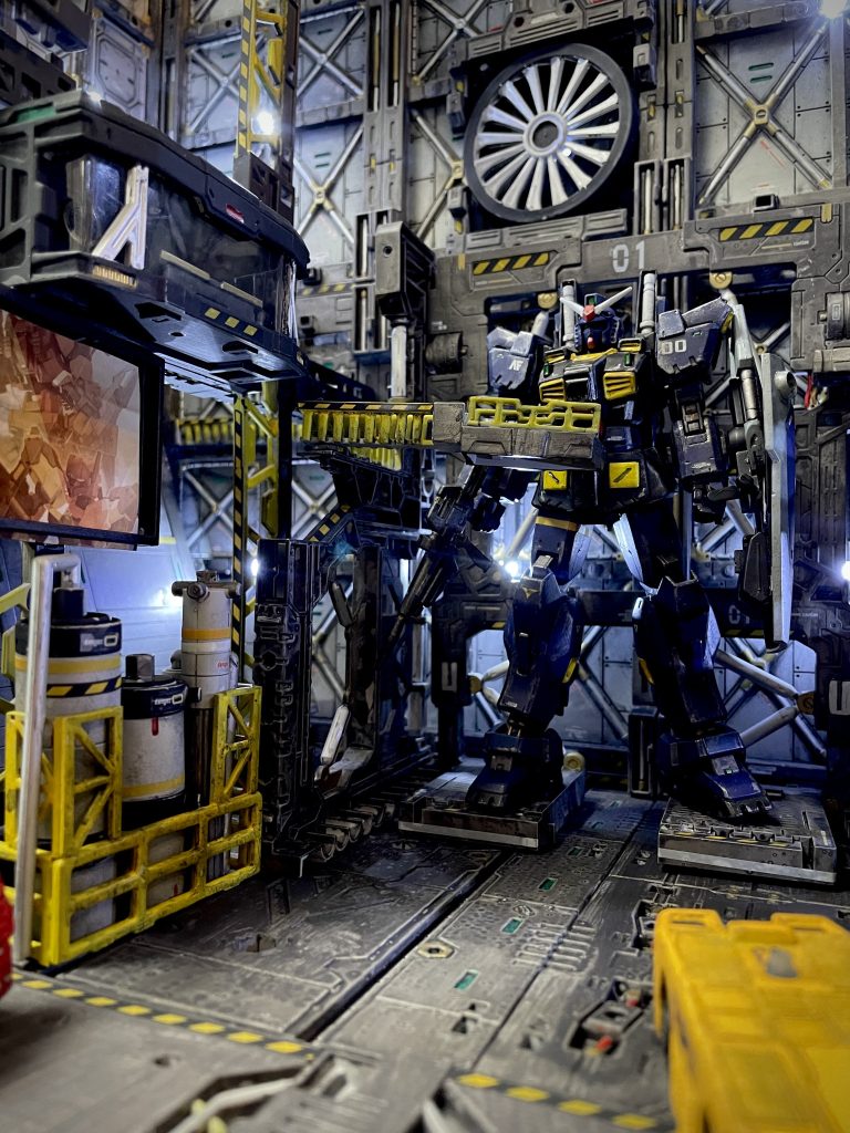 小道具は置いているだけなので移動や、無くしてシンプルにすることも可能にしています