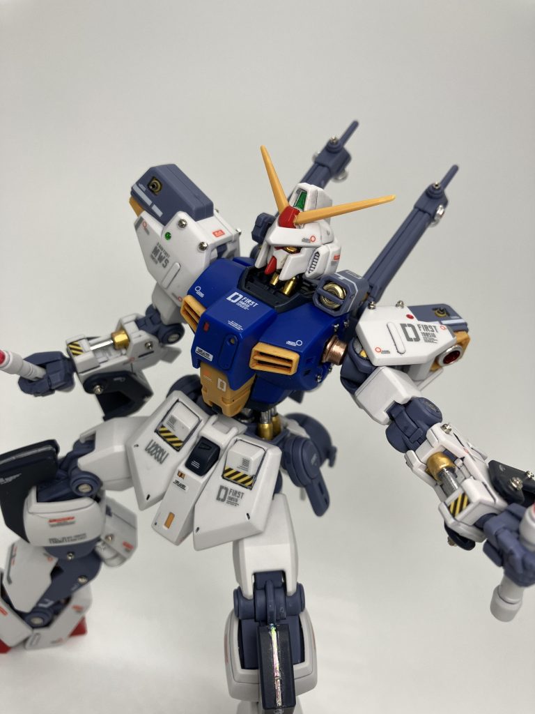 内部フレームはメタリックに塗装したのですがほとんど見えませんね😆 チラ見の美学🥳