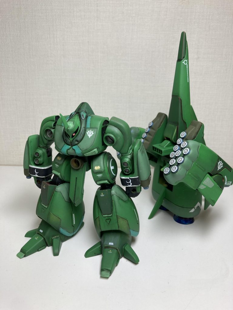 荷物を下ろしたズサさん。弱そう・・・