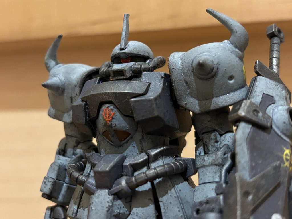 今回はちょっとデジラマ手抜きでした(gundam-kao10)敵役を登場させたくて、グフ・カスタム、作っていました。役割は決めています。次の次くらいで活躍する予定です。因縁のライバルみたいなキャラクターは作らないつもりでしたが、アーサー大尉、結構気に入ってしまって、予定していた役割を終えたあとも登場させたいなあと思っています。