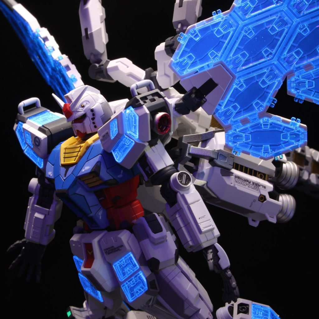 完成　万博　ガンダム　グラスフェザー装備　塗装 RX-78F00/E グラスフェザー装備｜主夫プラ工房さんのガンプラ