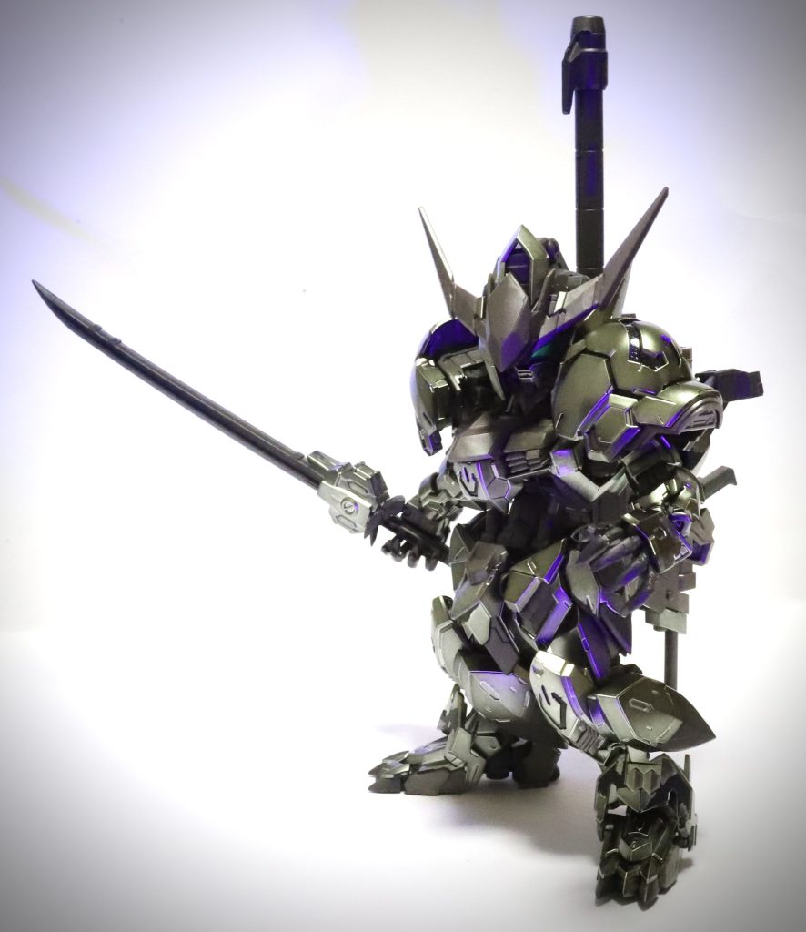 鉄血のオルフェンズは前半は面白かったけど、後半の話は何を語りたかったのか判りませんでした。シリンダーチラ見せのフレームと物理系武器には共感持てたけど。