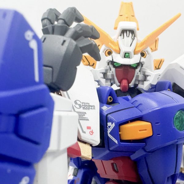 RG 1/144 　GF13-017NJ シャイニングガンダム