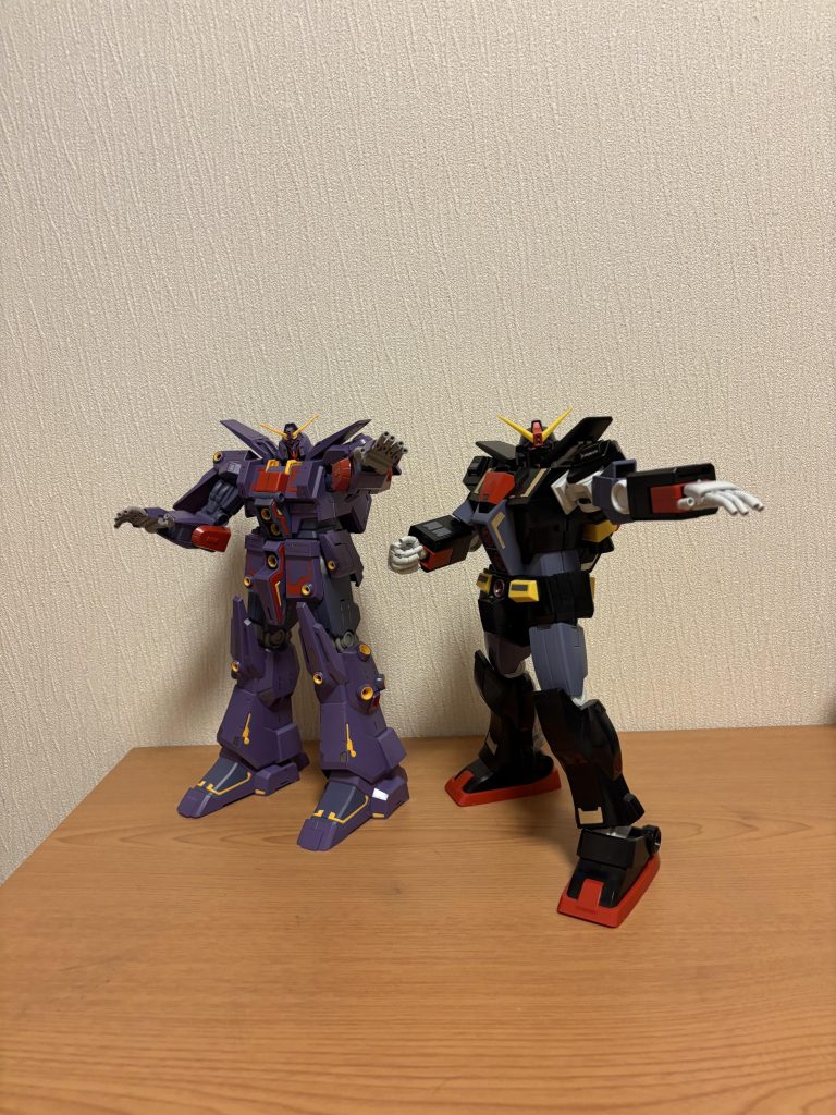 息子の要望によりサイコガンダムとツーショットファーストガンダムとダブルゼータぐらい違いを感じます2体同時に攻め込まれたらひとたまりもありません